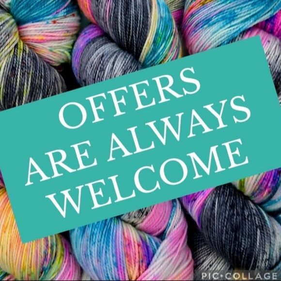 🎃🎃🎃 Yarn Bee Effortless Super Bulky Yarn in Mossy Acre 6 Oz Per Skein - Picture 4 of 12